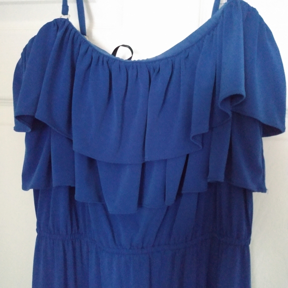 Women's long dress - Picture 2 of 7